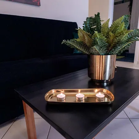 Apartment Seaside Astros Getaway - La Maison Etoile