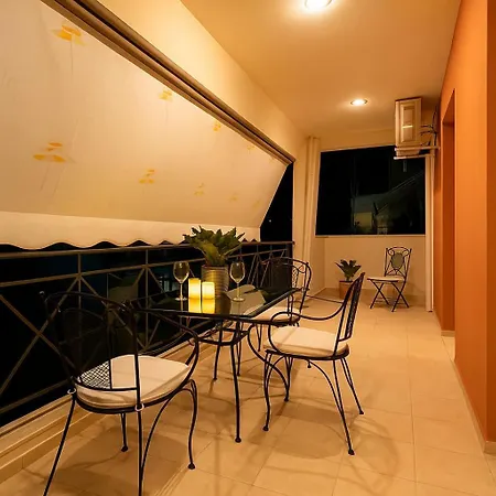 Seaside Astros Getaway - La Maison Etoile Parálion Ástros